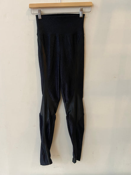 Black leggings