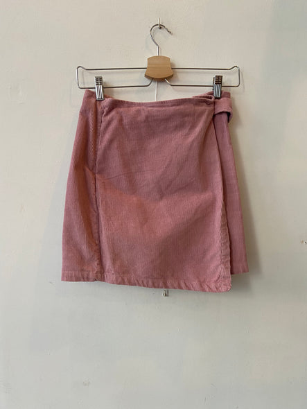 Pink Skirt - Moves