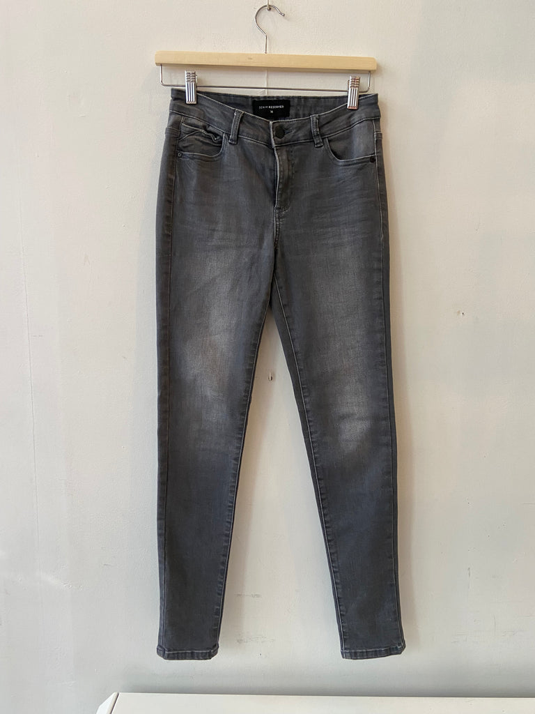 Skinny Jeans - Denim Reserved