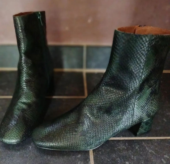 Green Python
