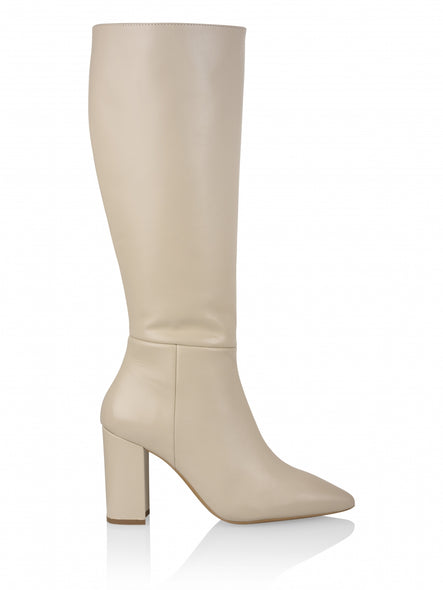 Lecce Boots Off White