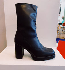 New Melanie Stretch Boots Black