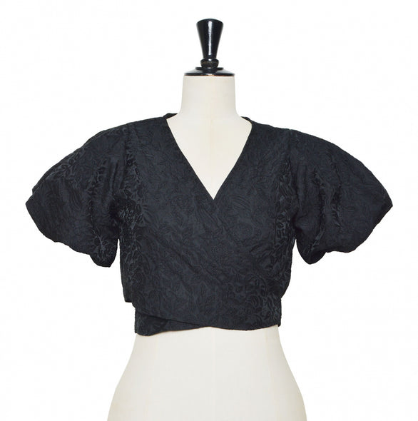 Cache Coeur Black Floral Print