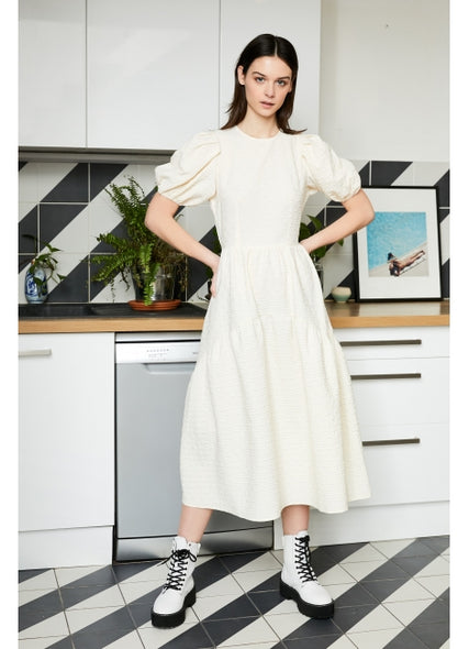 Robe Blanc by Elli White