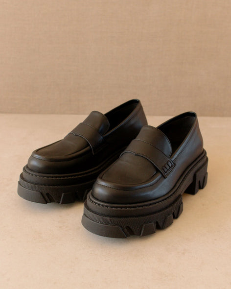 Trailblazer Vegan Black Loafer