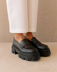 Trailblazer Vegan Black Loafer